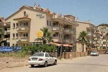 Exelsior Annex Μαρμαρίς