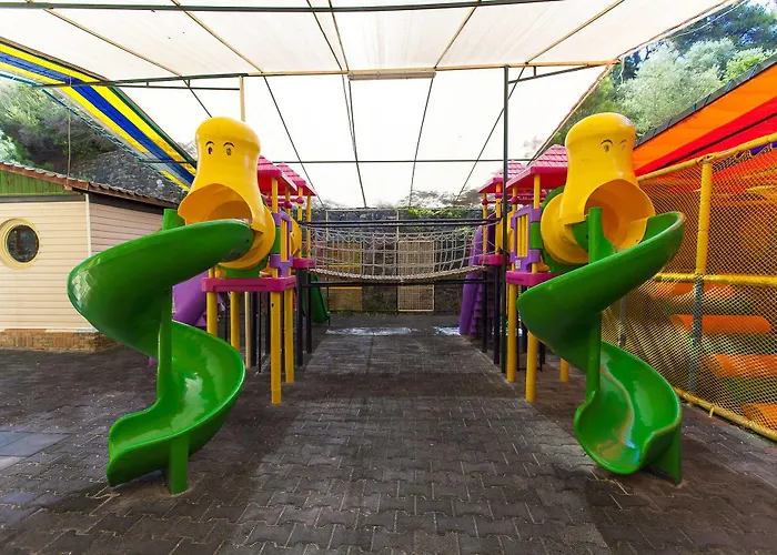 Ξενοδοχείο με διαμερίσματα Exelsior Annex 3*