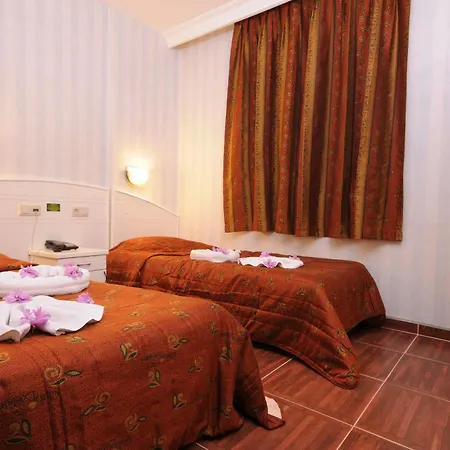 Hotel apartamentowy Exelsior Annex 3*